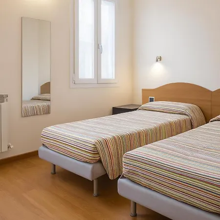 Floor Super View Of The Tower Apartment Siena